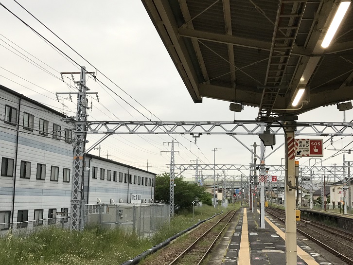 阪和線長滝駅阪和電鉄時代の架線柱1