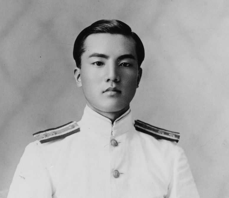 海軍時代の中曽根康弘氏