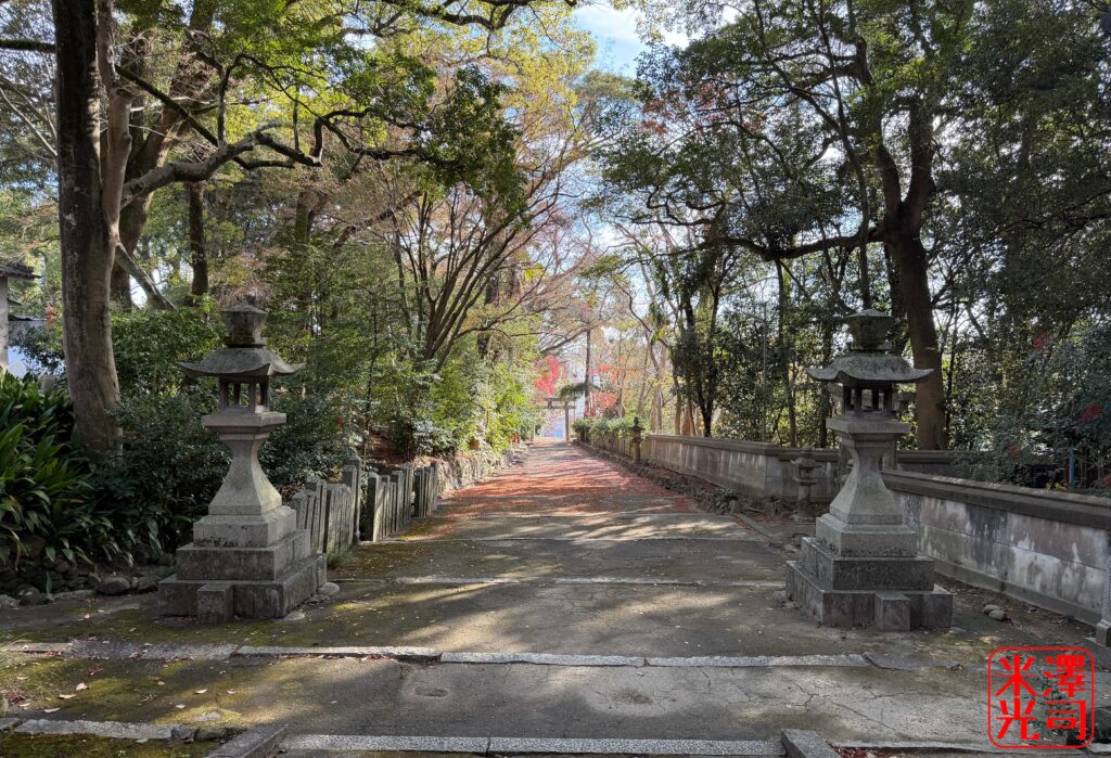 伊居太神社と池田新地