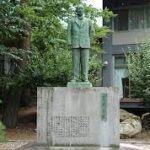 盛岡八幡宮の米内光政像と昭和史