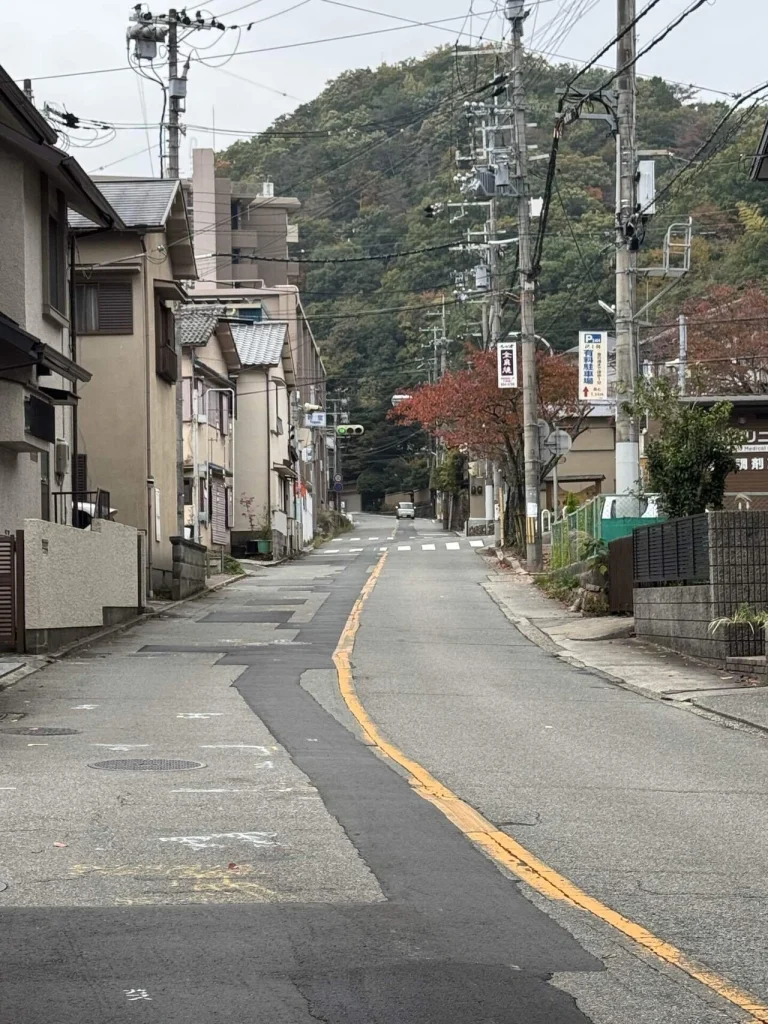 有馬駅跡から有馬温泉の道