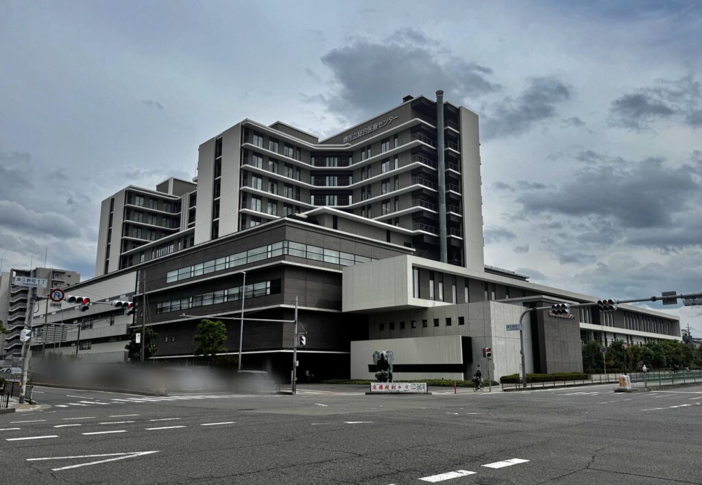 津久野駅前にできた堺市立総合医療センター