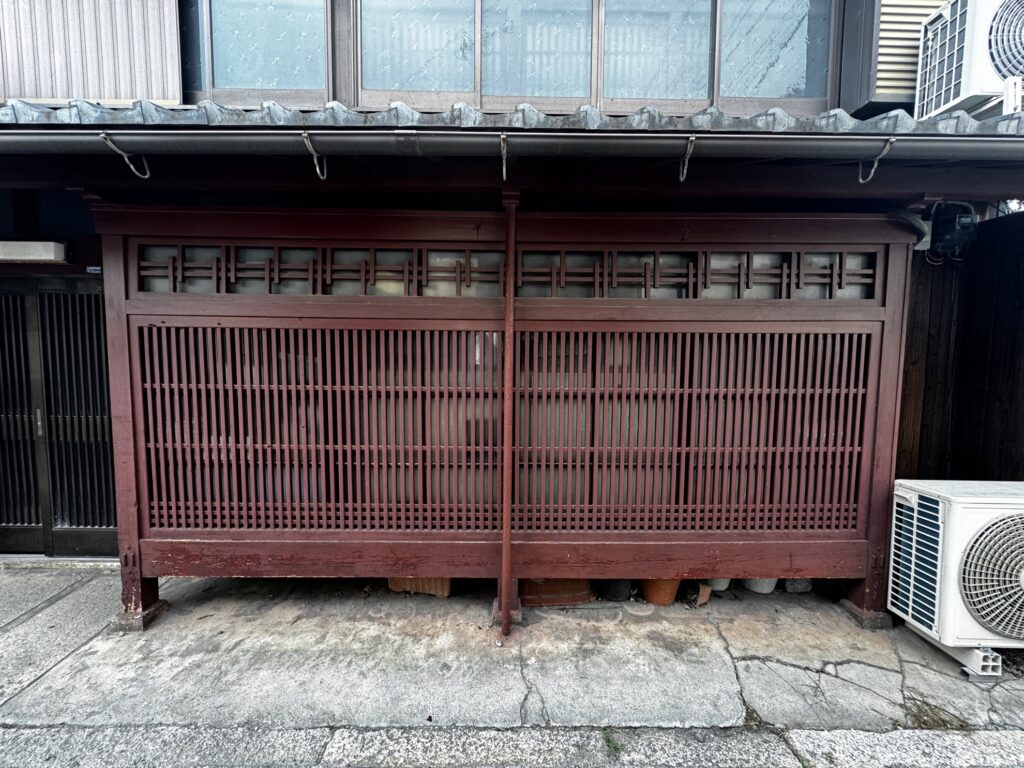 八日市遊郭、延命新地の元妓楼清里楼