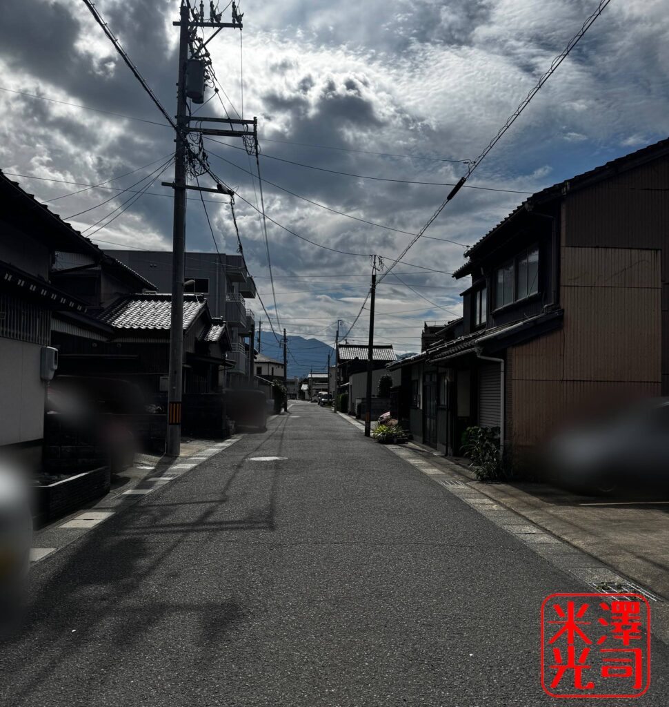 敦賀遊郭の旧常盤町。ここが遊郭のメインロードだったと思われる。