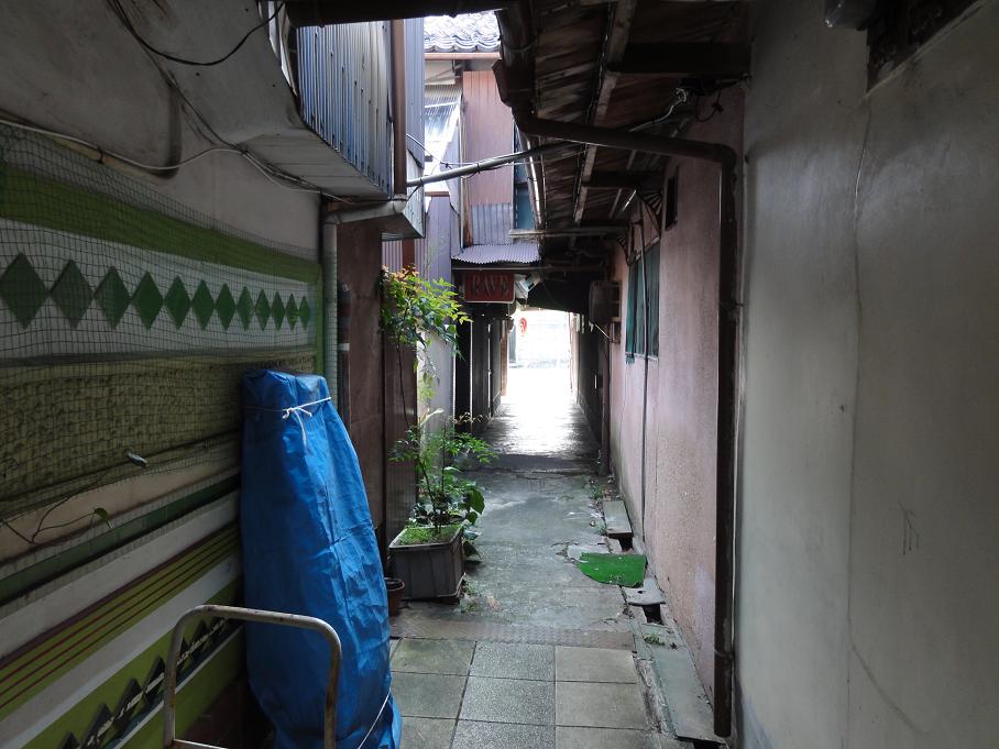 八日市遊郭、延命新地内の飲み屋街